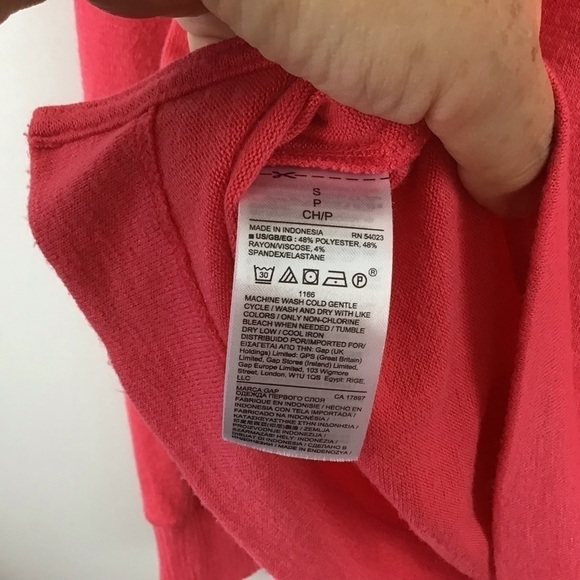 GAP Long Sleeve Softspun Rosehip Boatneck Top - Picture 6 of 7